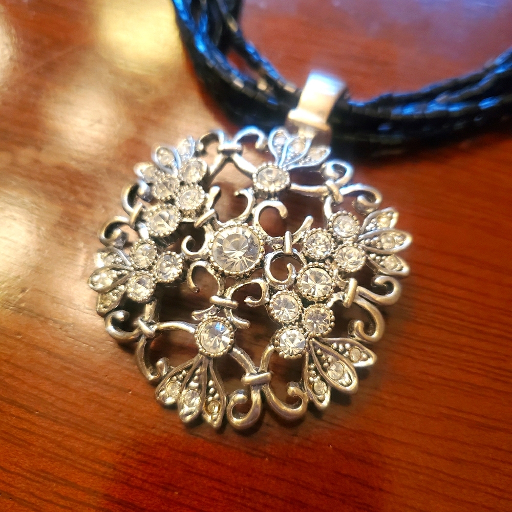 Premier jewelry necklace